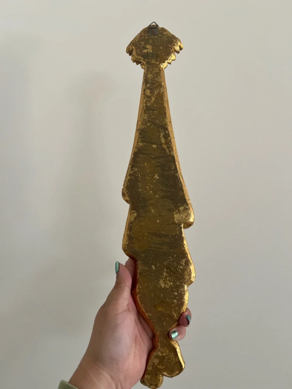 Vtg Hollywood Regency Resin Draped Fabric With Tassels ,gold Finish Wall Hang